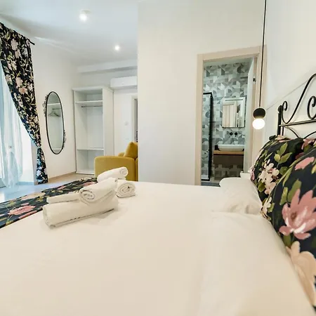 San Bartolomeo Baroque 3* شيكلي